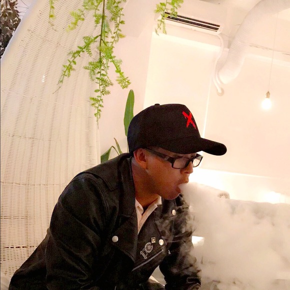 Meet your Posher, Kenny - Picture 1 of 1